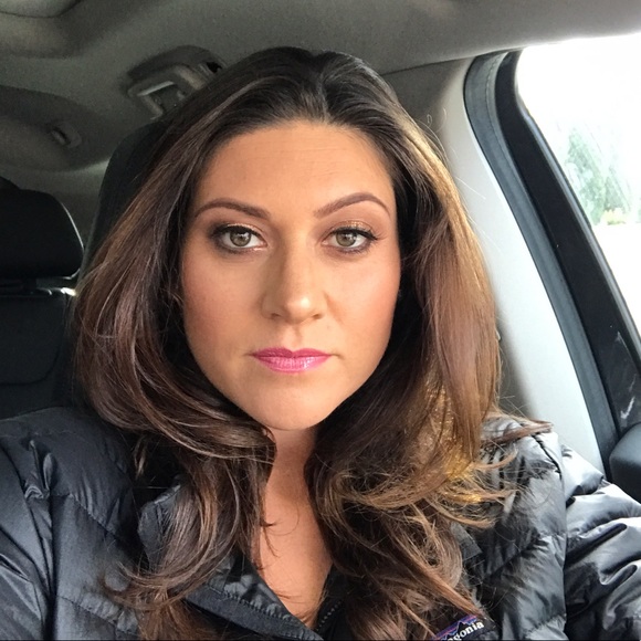 Meet your Posher, Lauren - Picture 4 of 4