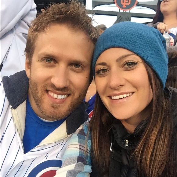 Meet your Posher, Lauren - Picture 3 of 4