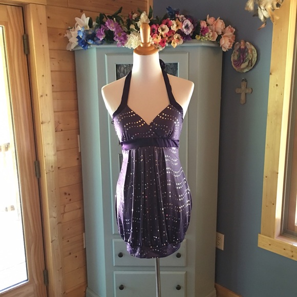 MAX & K Beautiful Halter Style Blouse w/Sequin NEW