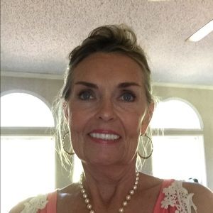 Meet your Posher, Peggy