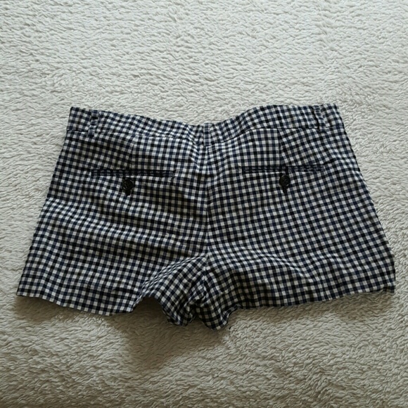 Theory size 6 gingham shorts - Picture 4 of 4