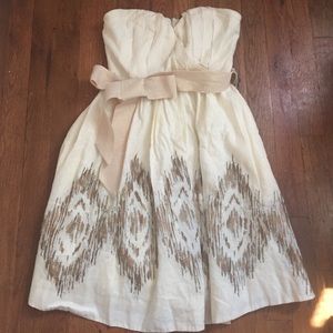 Gorgeous, strapless dress from Anthropologie. NEW