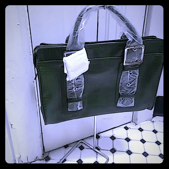 Avon Mark Instant Chic Croco Bag