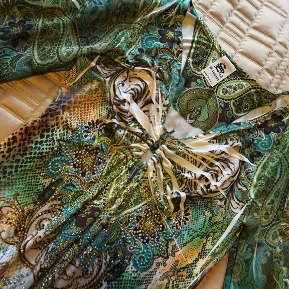 S-Twelve 3/4 Sleeve Dress. - Picture 4 of 4