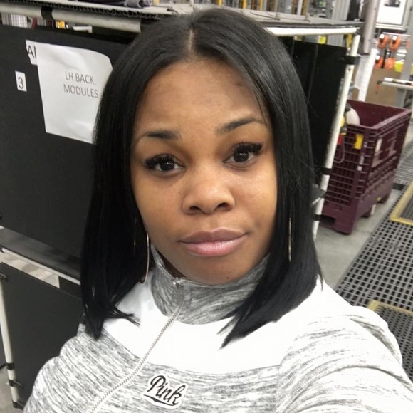 Meet your Posher, Tenise