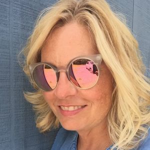 Meet your Posher, Cj