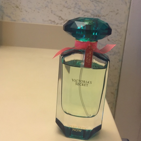 Victoria's Secret Very Sexy Now Eau de Parfum