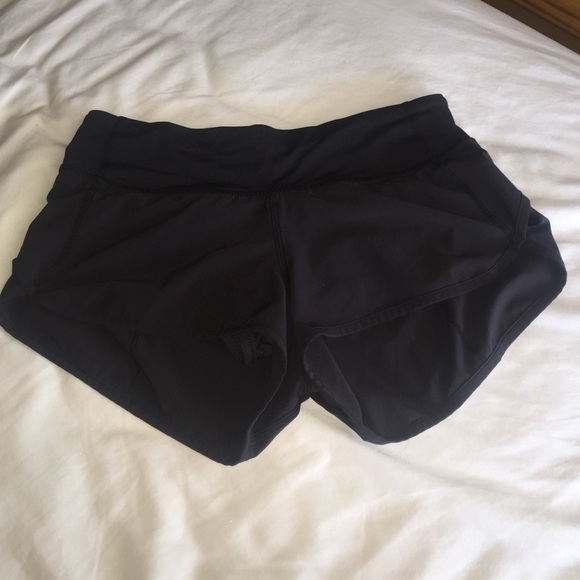 LULULEMON BLACK SHORTS
