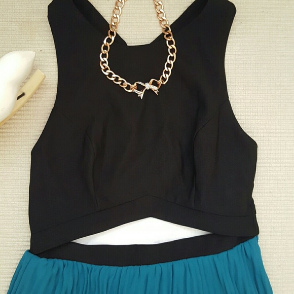 Beautiful Hi-Lo Dress - Picture 1 of 4
