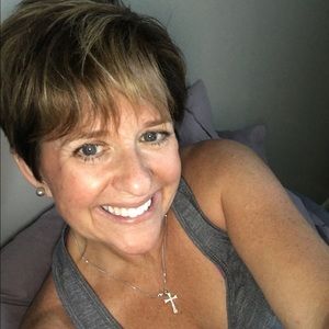 Meet your Posher, Shelly