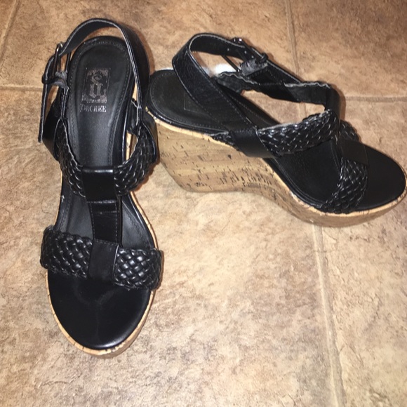 Black sandal wedges!