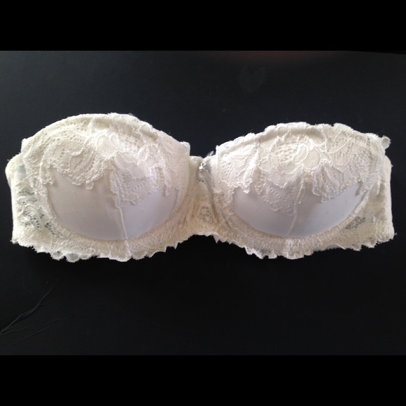 Lacey Strapless Bra