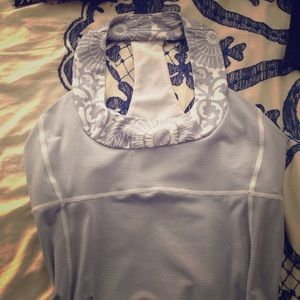 Lululemon scoop neck tank