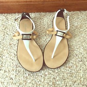 BCBG Black & White Sandals - Size 8