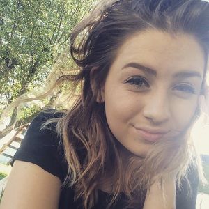 Meet your Posher, Haley