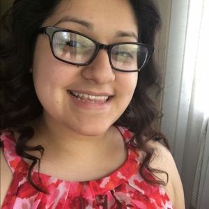 Meet your Posher, Amy