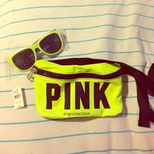 🎉VS FANNYPACK WITH SUBGLASSES🎉