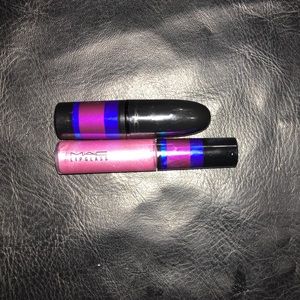 MAC lipgloss/lipstick set.