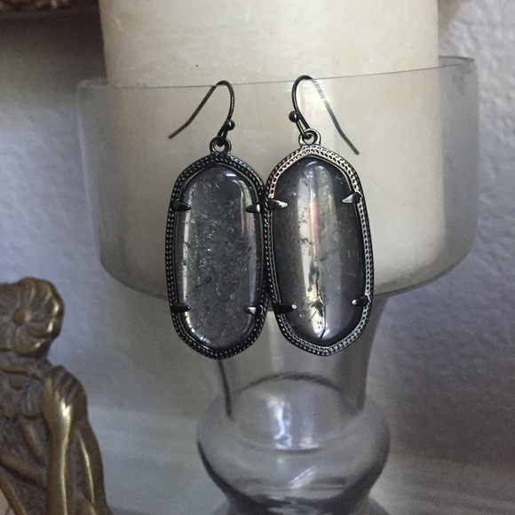 *sold* Mirror Rock Elles - Picture 3 of 3