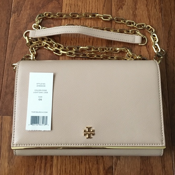 ❌❌SOLD❌❌ Tory Burch wallet on chain in light oak