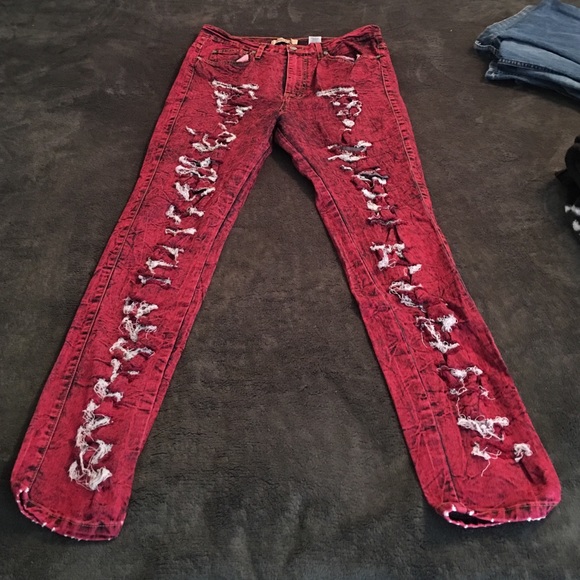 Burgundy distressed high waisted jeans