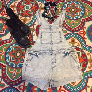 Kendall & Kylie Acid wash shortalls