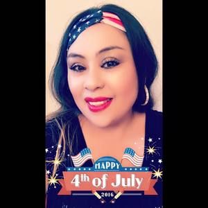 Meet your Posher, Araceli