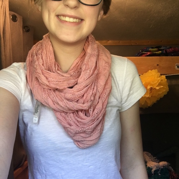 Infinity scarf