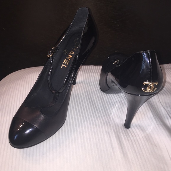 CHANEL Shoes - SALE!  CHANEL  cap toe T-strap CC logo heels 8 38
