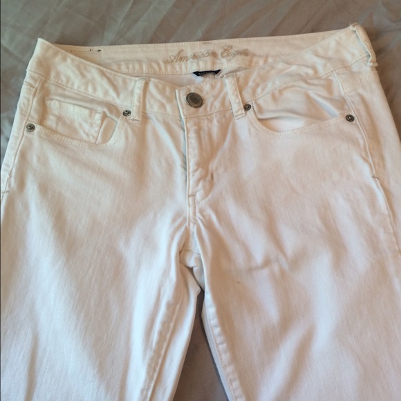 American Eagle white skinny jeans