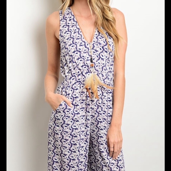 Sleeveless Print Jumpsuit With Pockets. - Picture 3 of 4