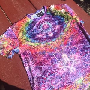 🌈Last chance, moving sale☀️Hippy tee shirt