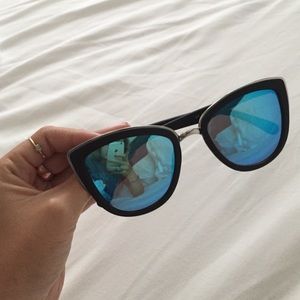 QUAY SUNNIES! My girl 🕶