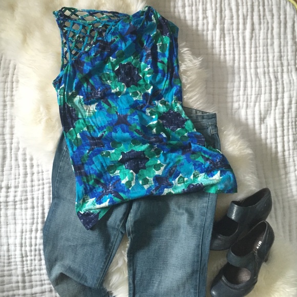 Beautiful and Interesting - Picture 1 of 3