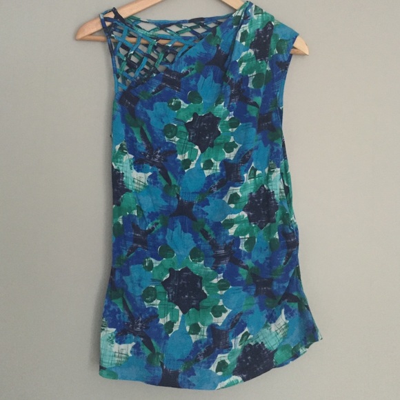 Beautiful and Interesting - Picture 2 of 3