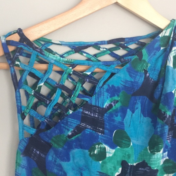 Beautiful and Interesting - Picture 3 of 3