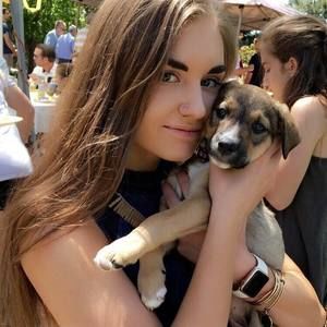 Meet your Posher, Jackie