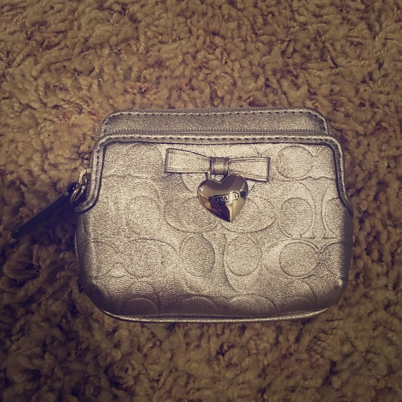 COACH small wallet - Picture 1 of 4