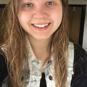 Meet your Posher, Brittney