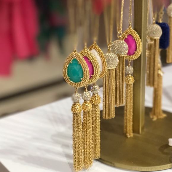 Meet your Posher, Stephanie - Picture 8 of 10