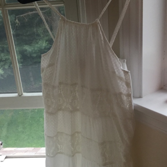 Long flowy maxi dress!