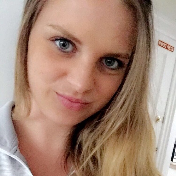 Meet your Posher, Jenna - Picture 1 of 1