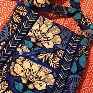 VERA BRADLEY PURSE