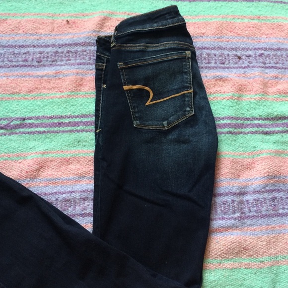 American eagle size 4 denim skinny jeans