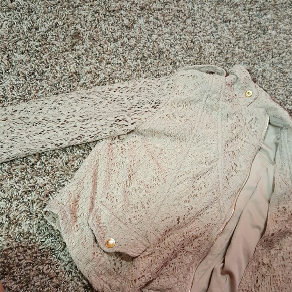 Lace jacket - Picture 3 of 4