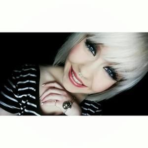 Meet your Posher, Mindie