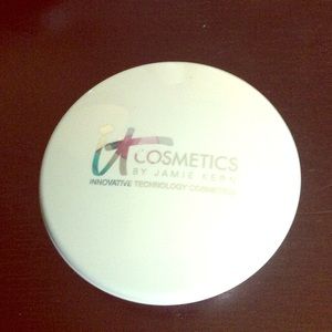 Celebration Foundation Illumination - Medium