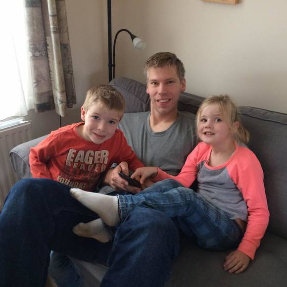 Meet your Posher, April - Picture 1 of 1