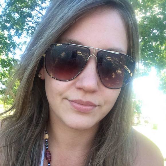 Meet your Posher, Keshia - Picture 1 of 1
