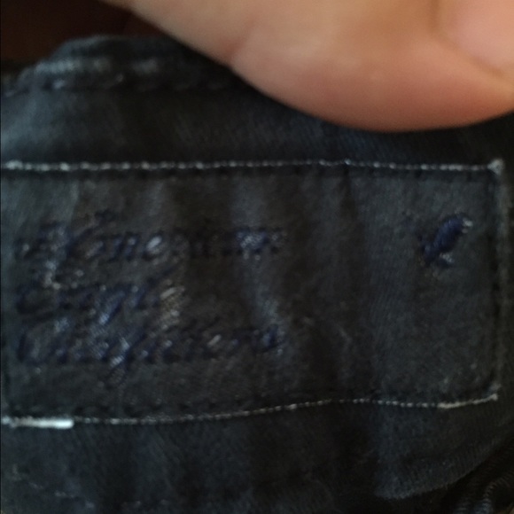 AE Shorts - Picture 3 of 4